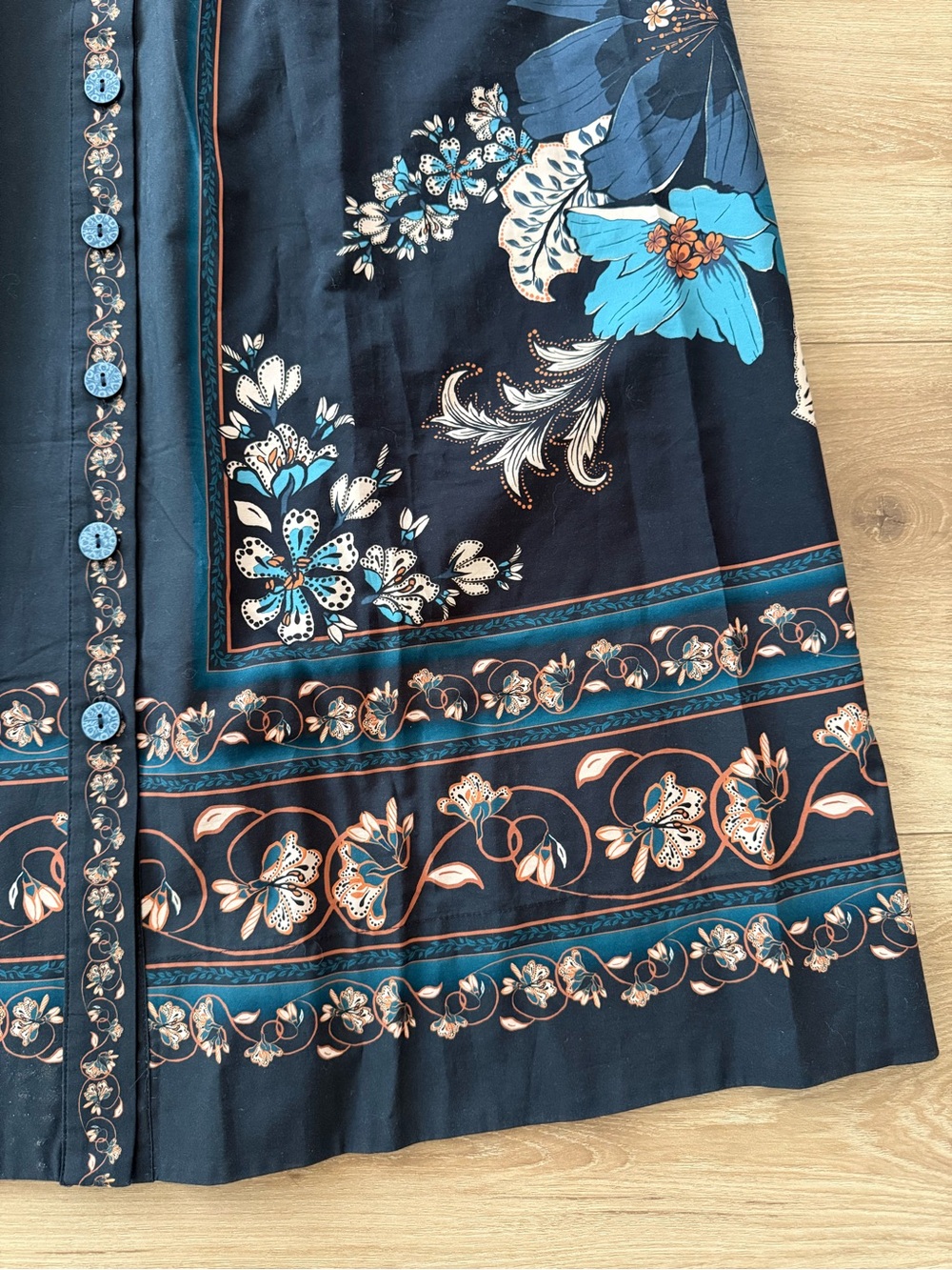 FARM RIO BLOSSOM TAPESTRY MIDI/MAXI DRESS MEDIUM - Picture 3 of 8